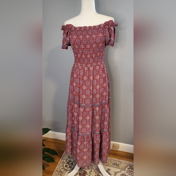 Max Studio Smocked On or Off Shoulder Red Print Tiered Boho Maxi Dress Size S - Picture 2 of 12